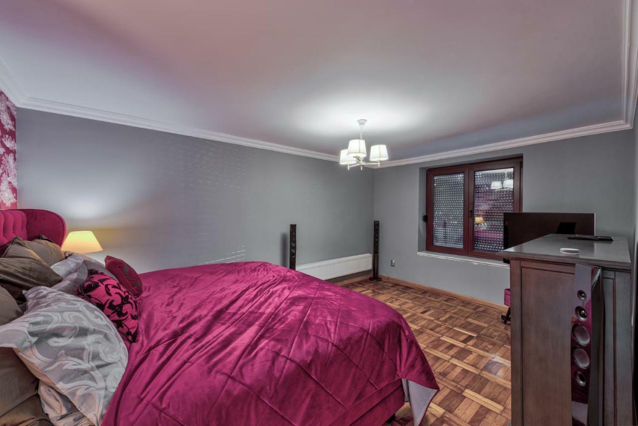 Le Park Apartment Bucureşti Exterior foto